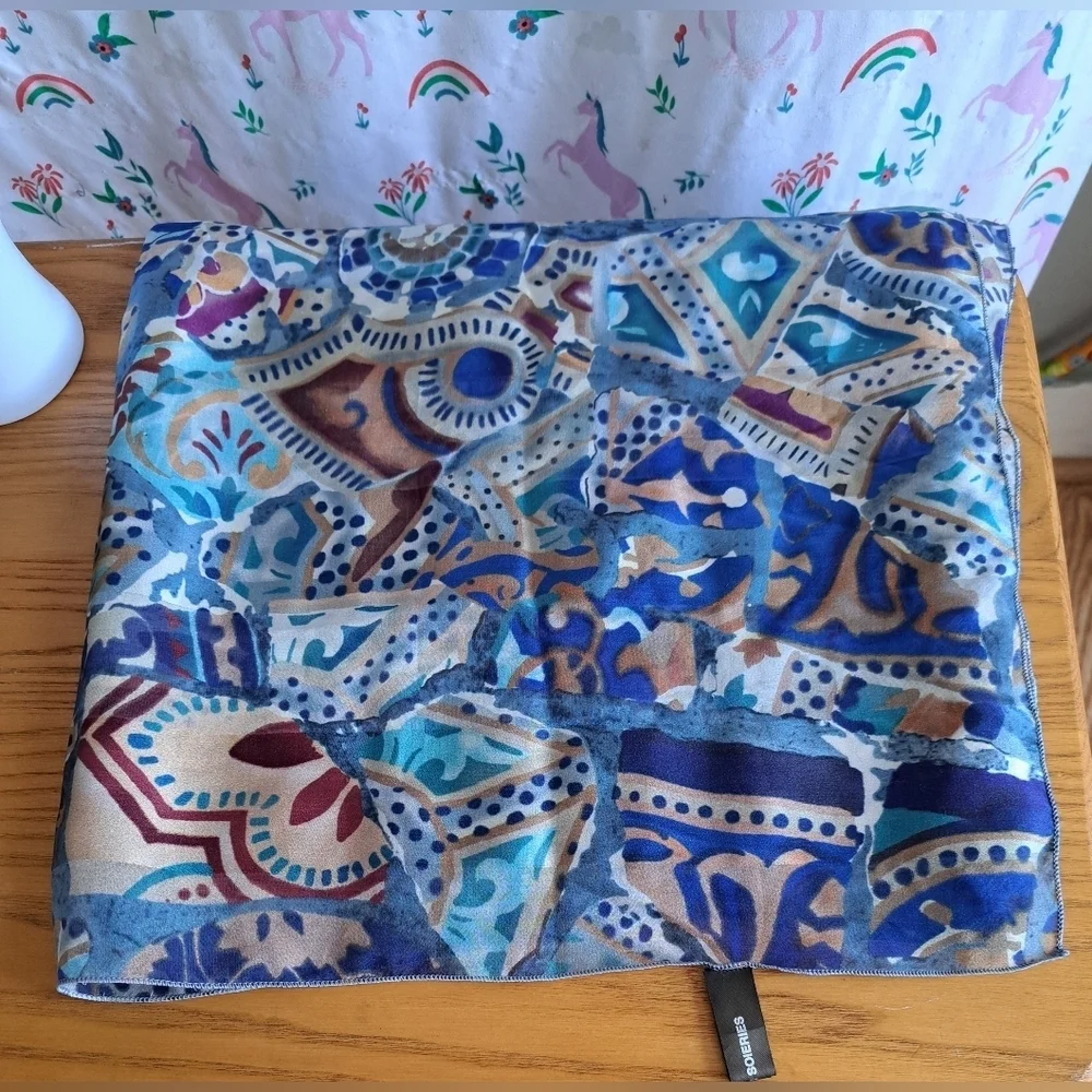 NWOT Vintage Brochier Soieries Paisley Silk Neutral Boho Casual Prep Scarf Wrap - Picture 9 of 9